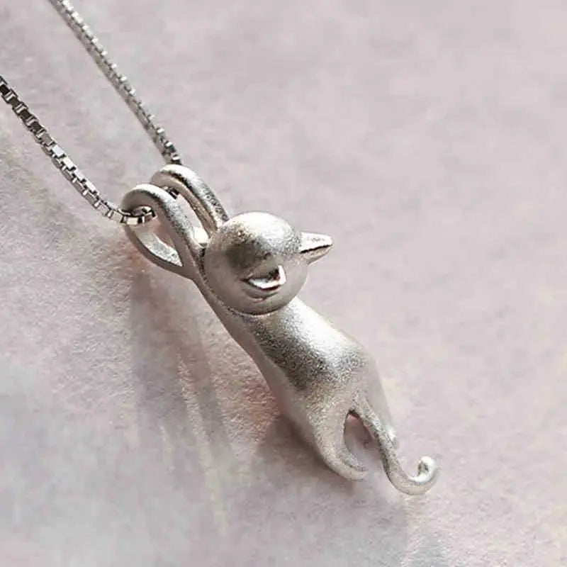 Playful necklace with kittens in 925 silver