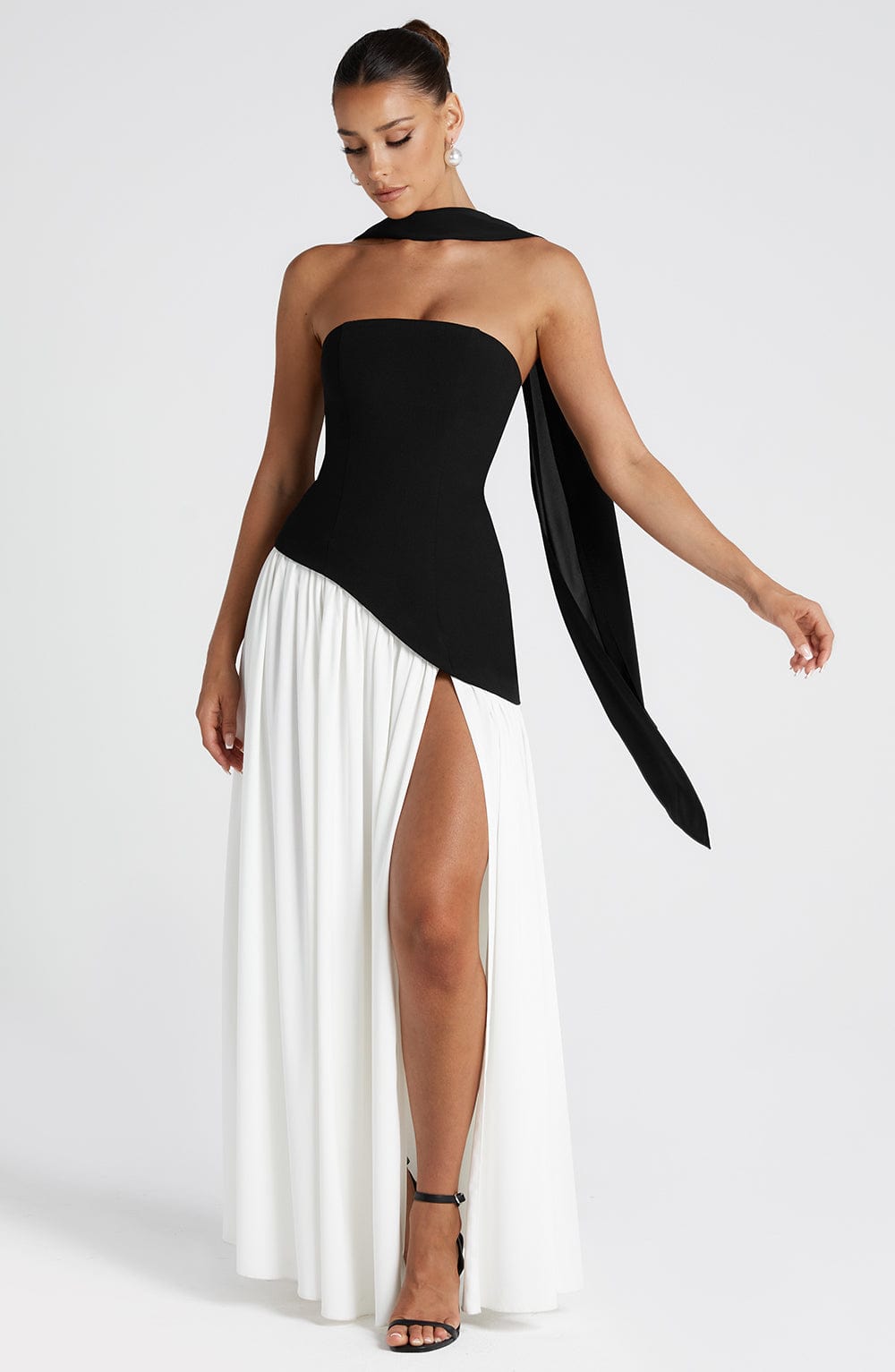 Grace™ | Chic Slit Maxi Dress