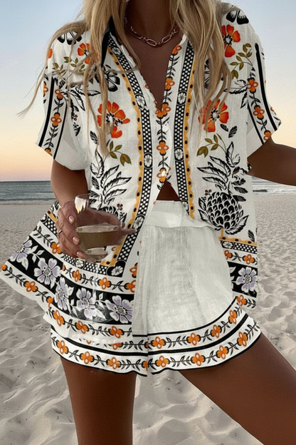 Irella – Short Summer Suit in Floral Pattern