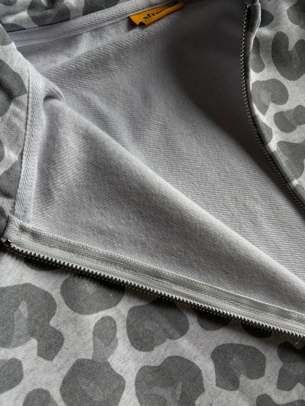 Aria™ Bold Leopard Hoodie