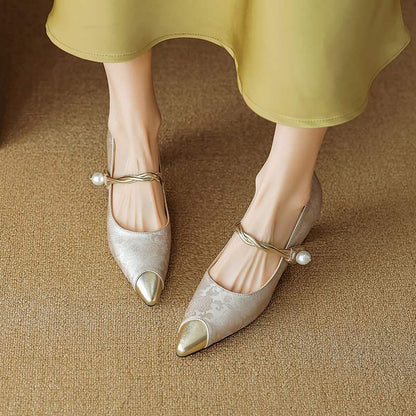 Savana™ Kitten Heels