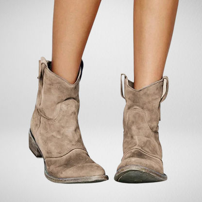 Camellia™ – Stylish Cowboy Boots