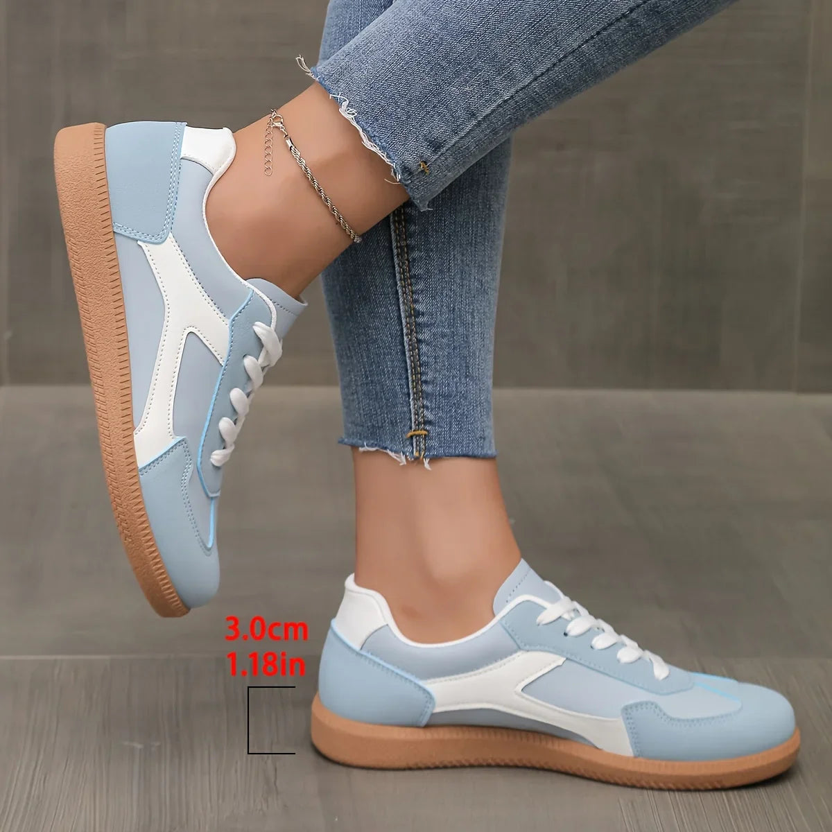Breathable Ladies Sneakers Fashion Vulcanized Design Comfortable Walking Shoes for Women