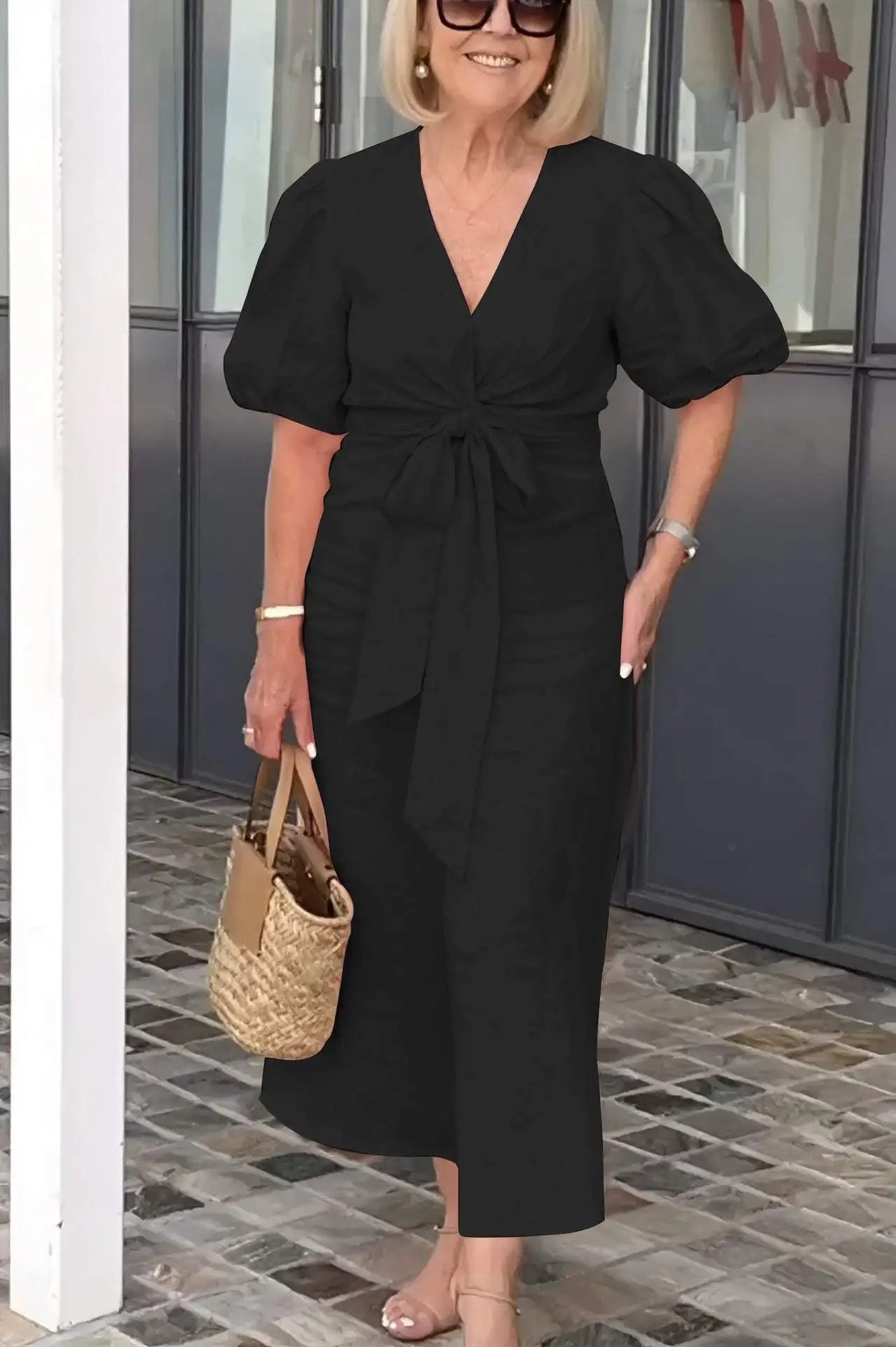 Lynora | Elegant V-Neck Midi Dress