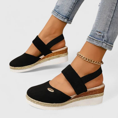 Cassaria™ – Sophisticated Sandals