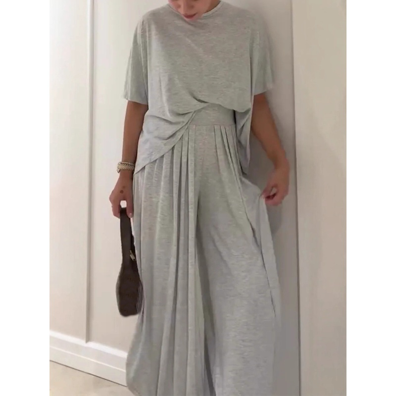 Sundara™ Elegant Women's Two-piece Set